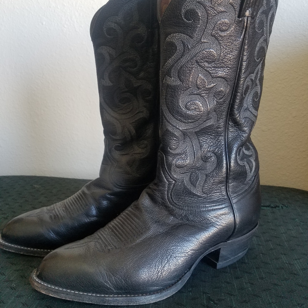Tony Lama ,  Black  size 9.5 EE